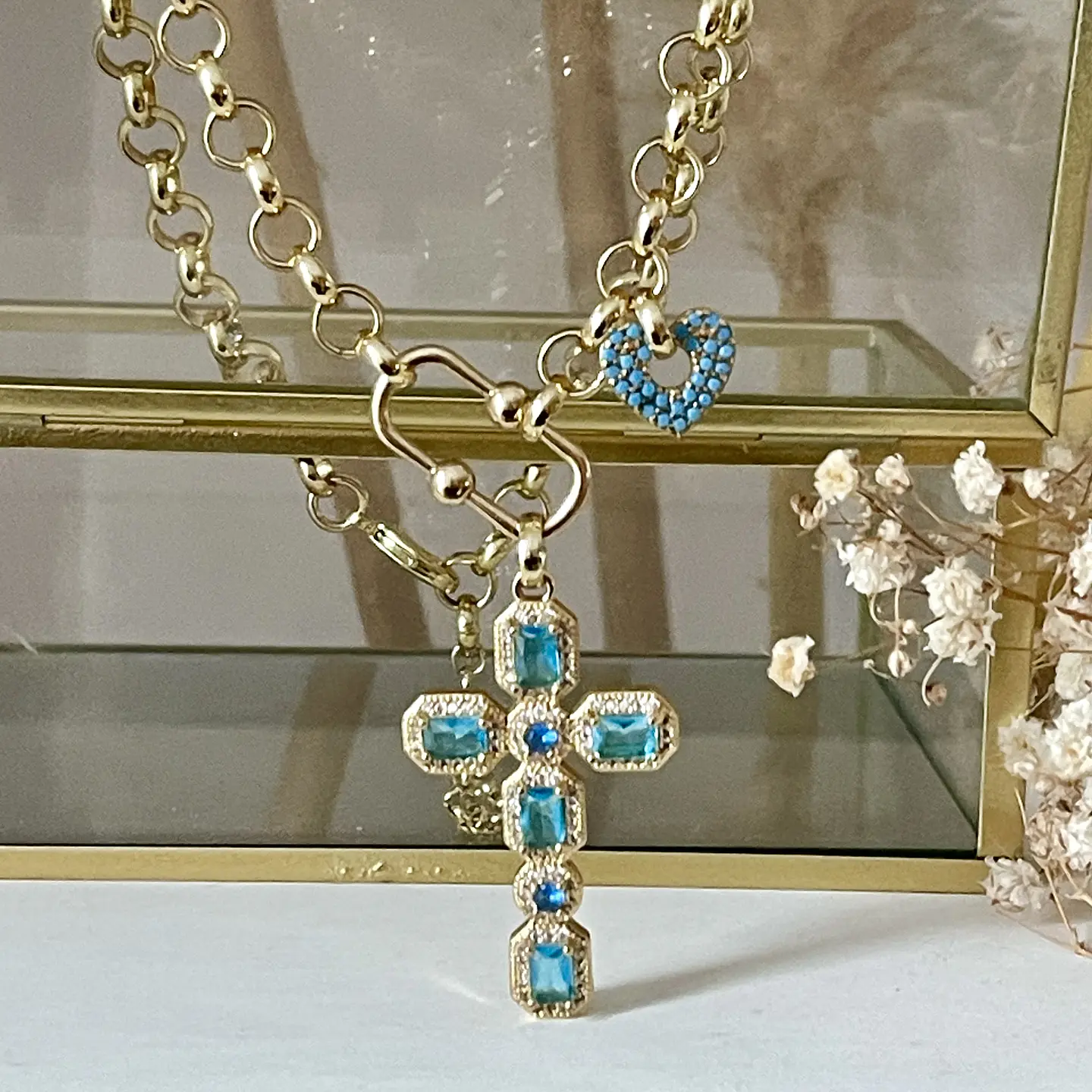 Collar Cruz Cristales Calipso Gold 3