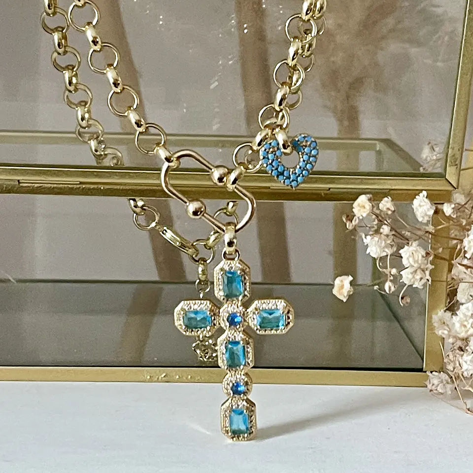 Collar Cruz Cristales Calipso Gold 3