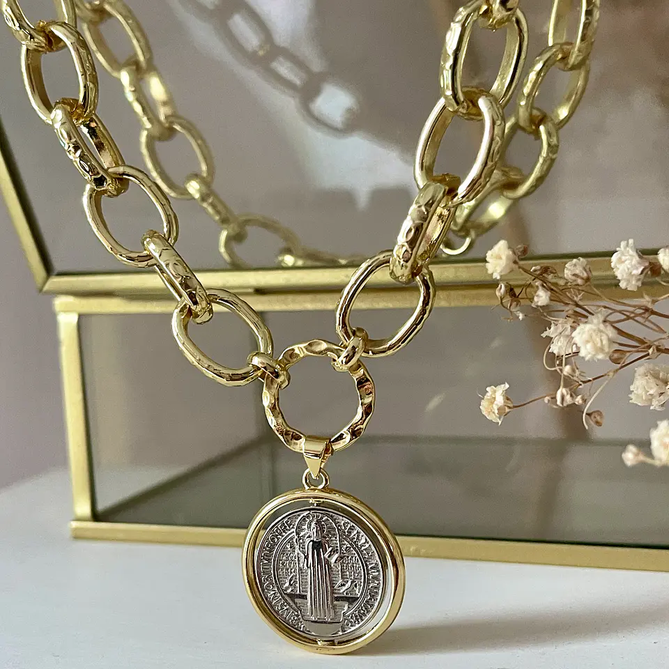 Collar Maxi eslabones Medalla San Benito Silver Gold 1