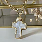 Collar Maxi Cruz Nácar Eslabones trenzados Gold - Miniatura 3