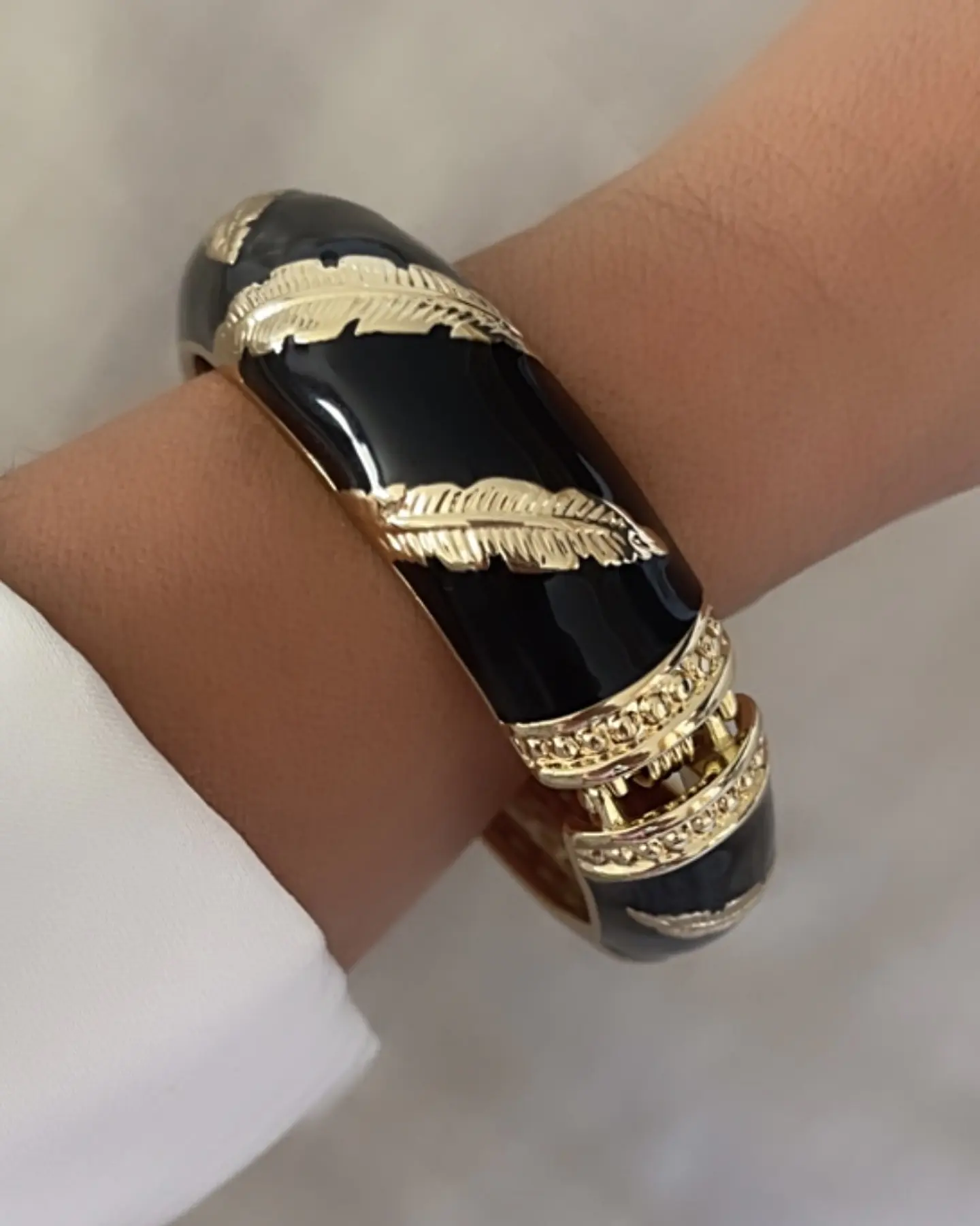 Maxi Brazalete Plumas Gold 5