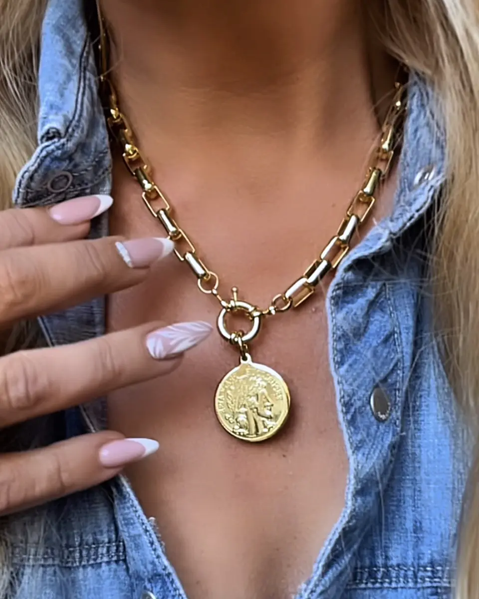 Collar Moneda Francesa Eslabones rectangulares gold 1