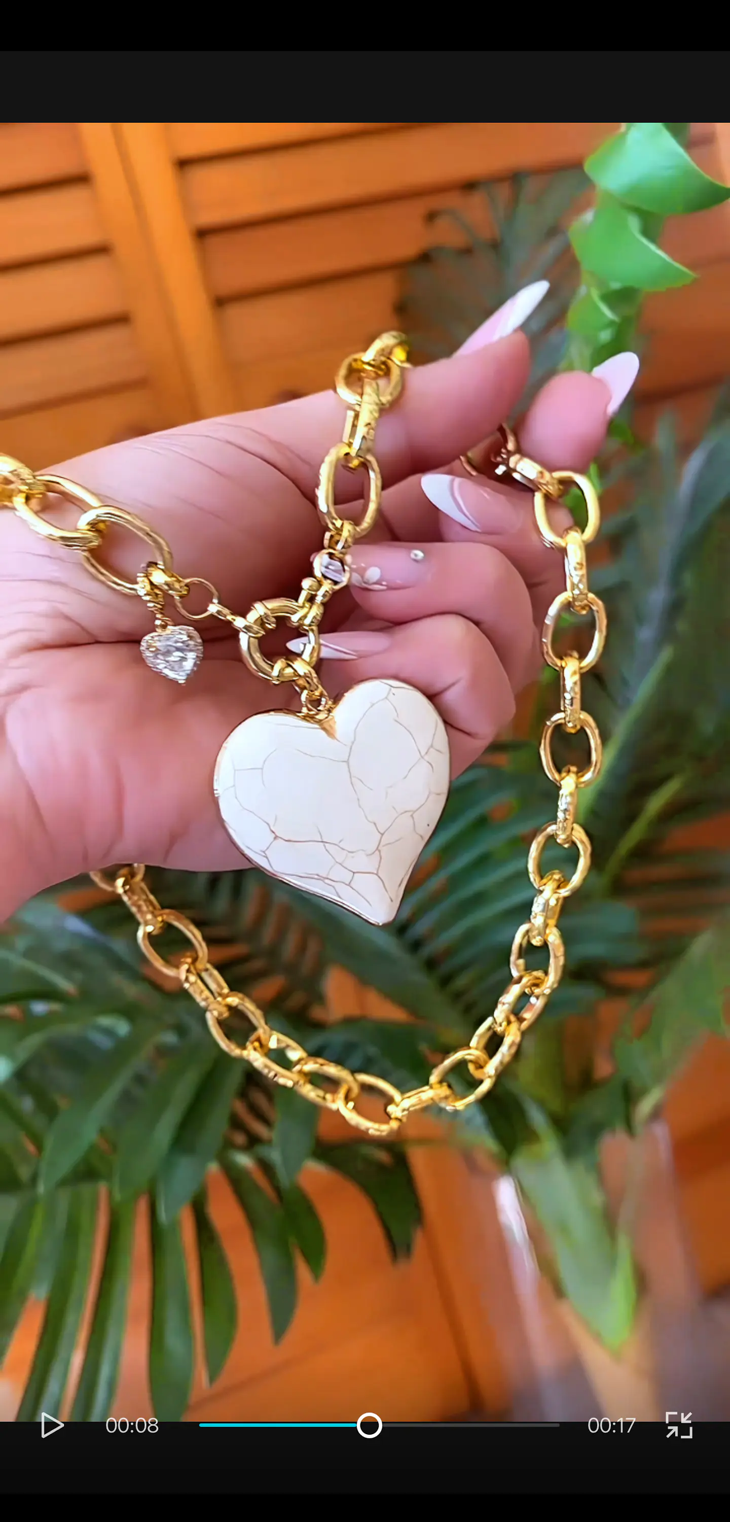 Collar Maxi Corazón Blanco Gold 4