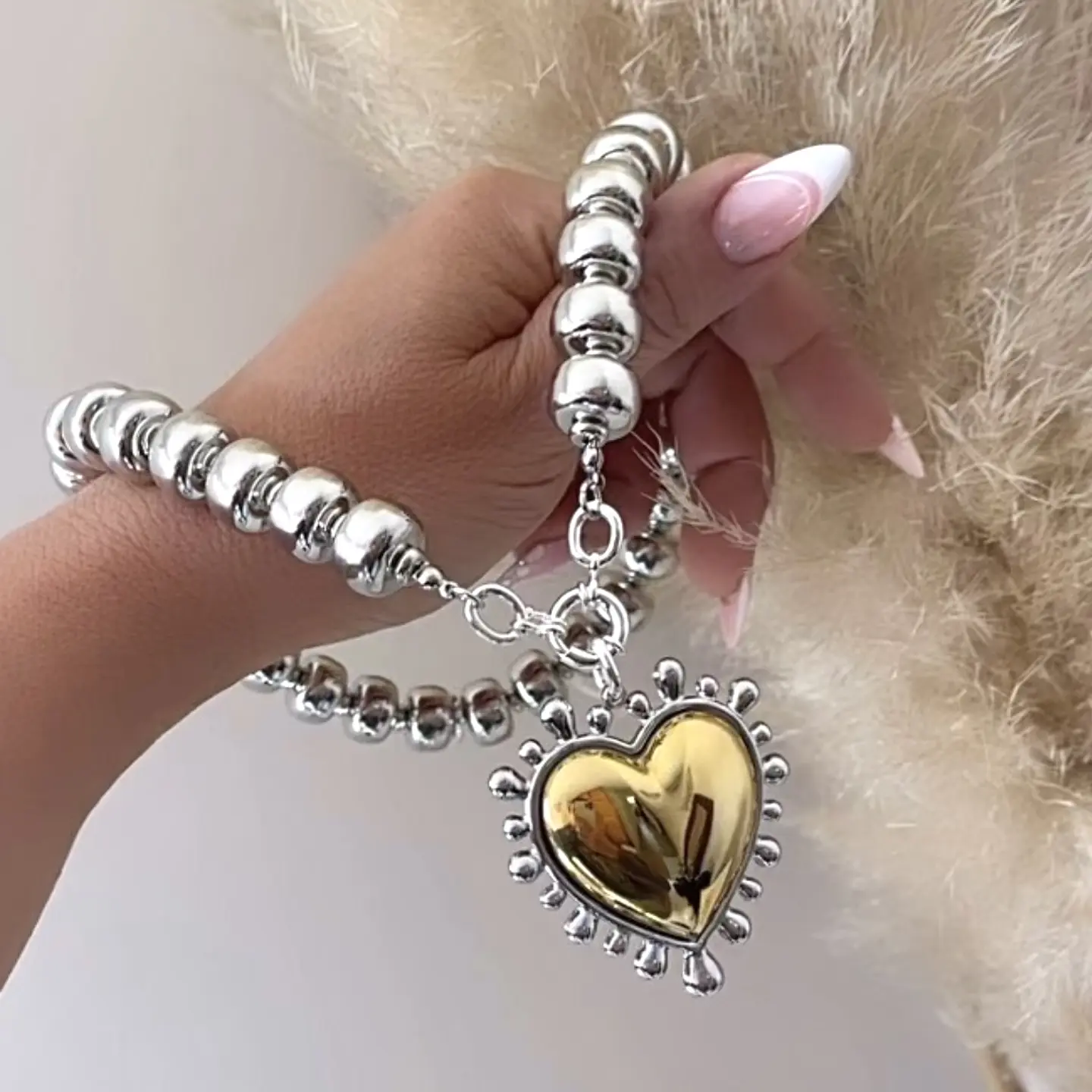 Collar Maxi Corazón Sagrado Silver & Gold  2