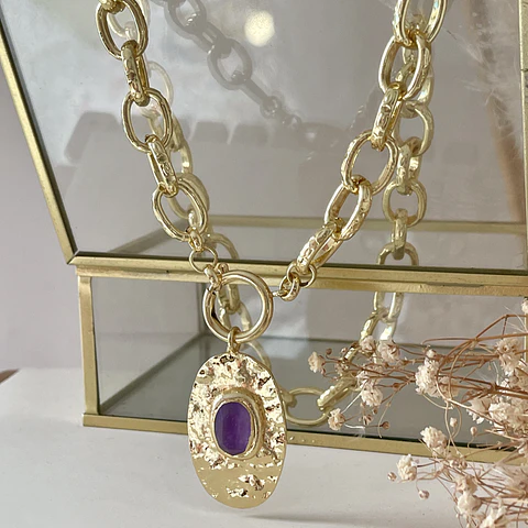Collar Macizo Medallón Amatista Gold