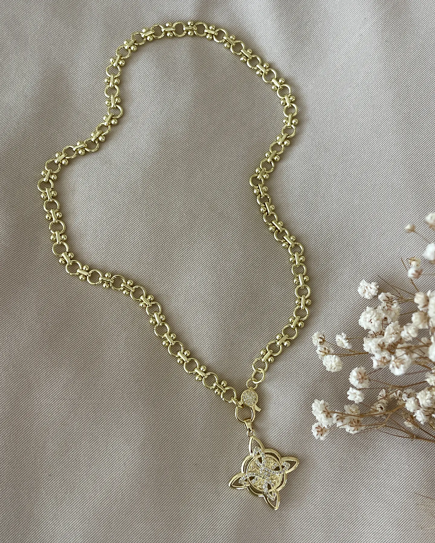 Collar Nudo de Bruja eslabones mixtos Gold 3