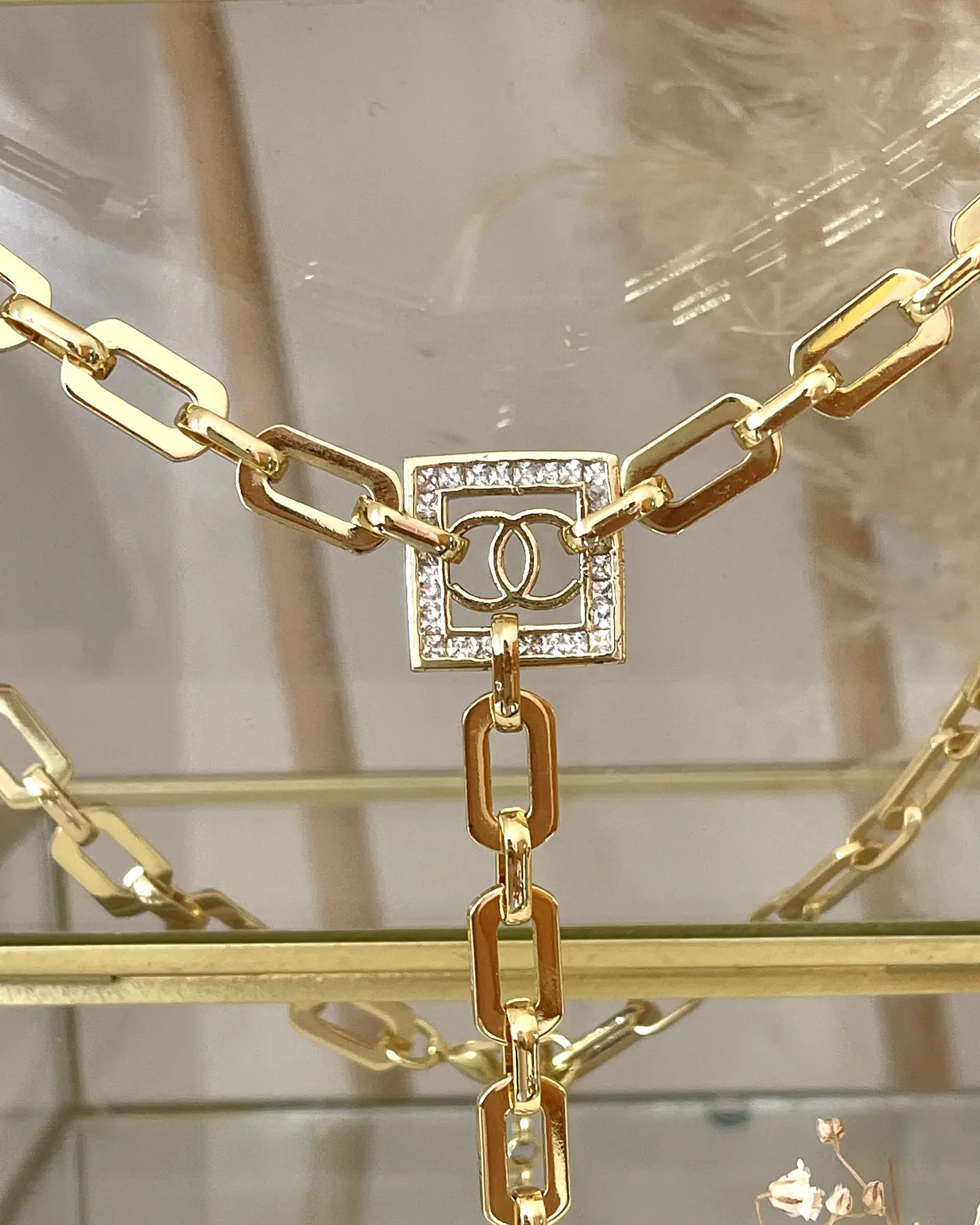 Collar Infinito Lariat Gold 4