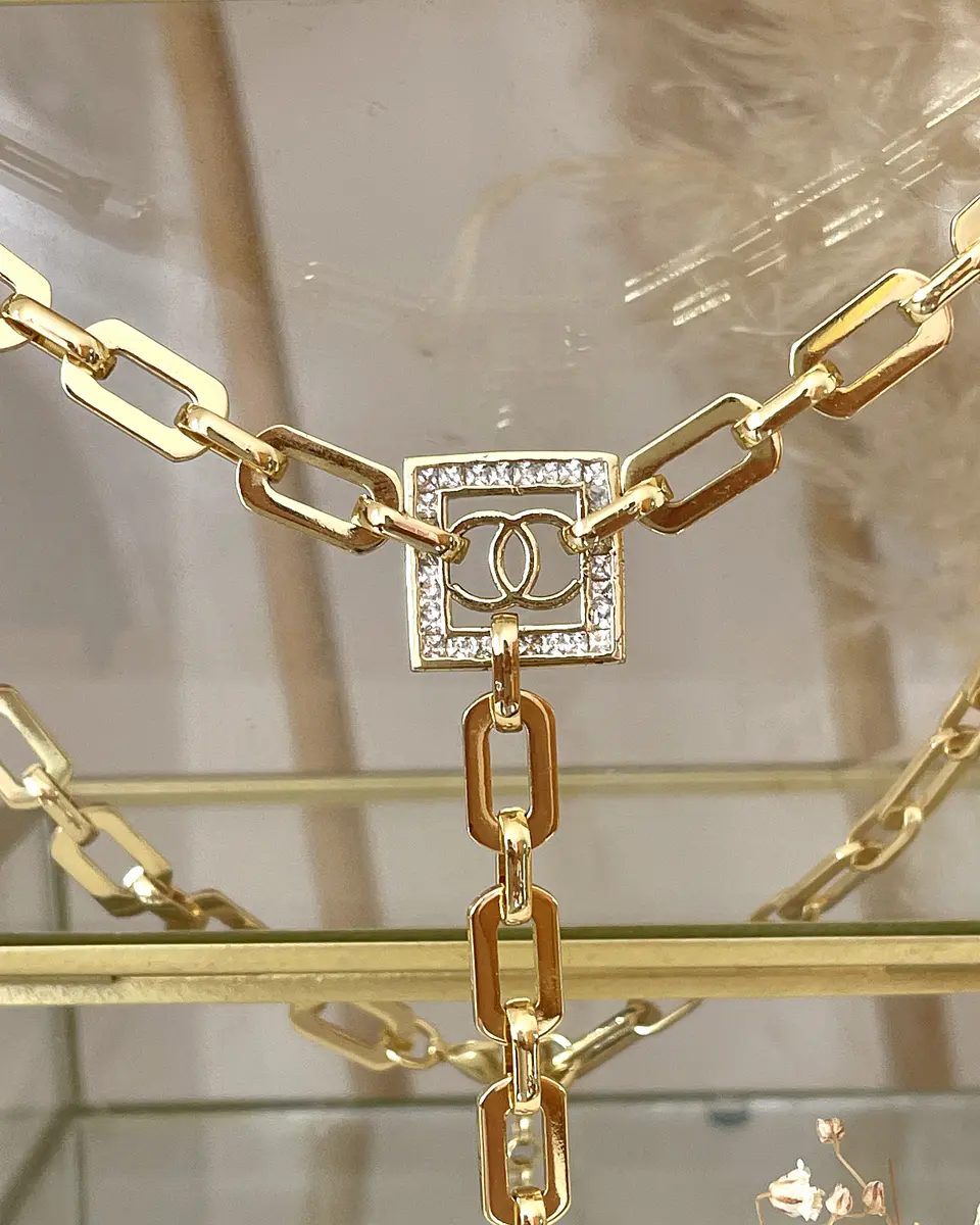 Collar Infinito Lariat Gold 4