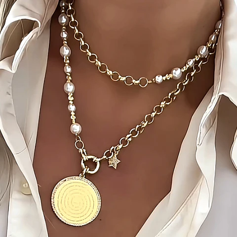 Collar XL Medallón Padre Nuestro Perlas gold