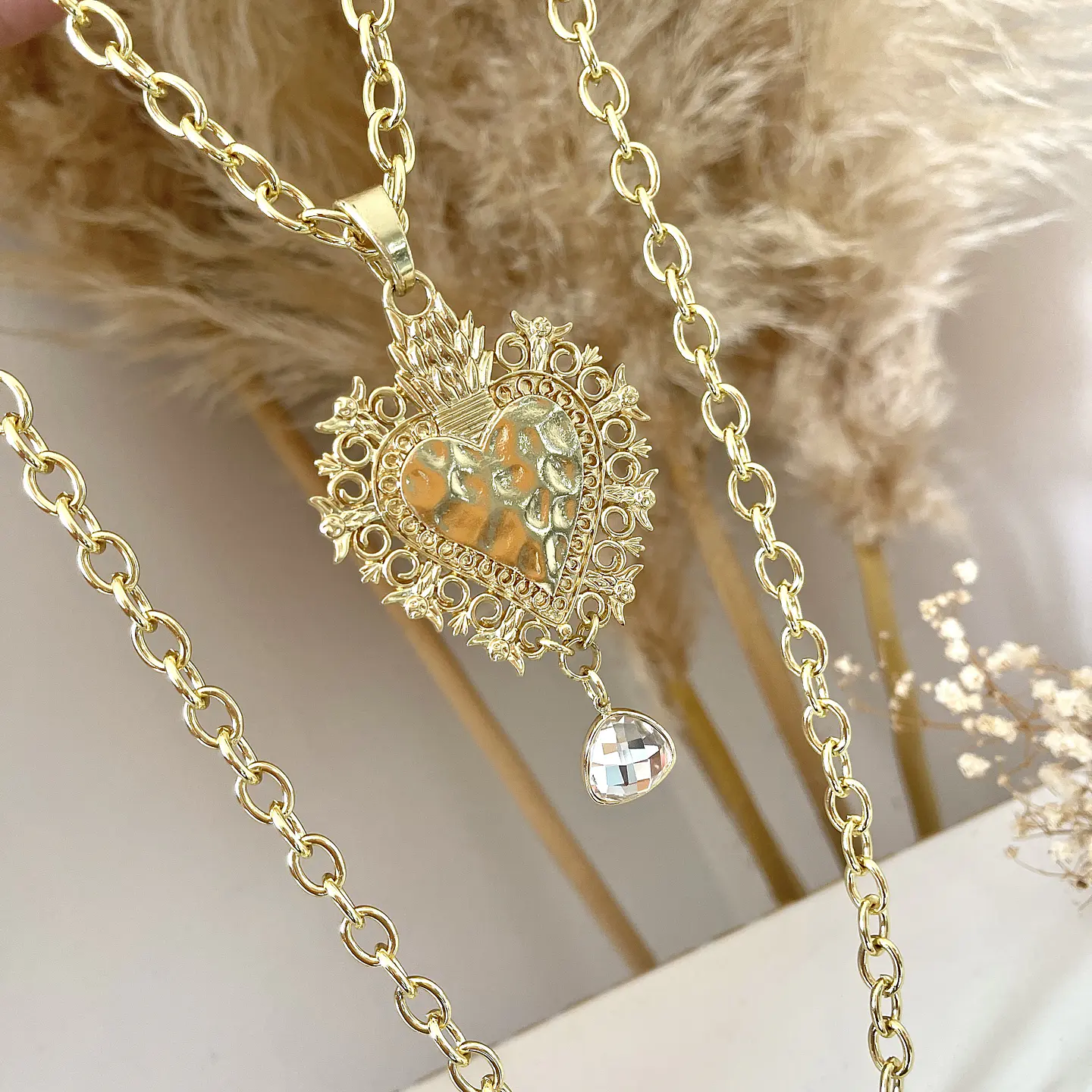 Collar XL Maxi Corazón Barroco y Cristal Broche full circones gold  3