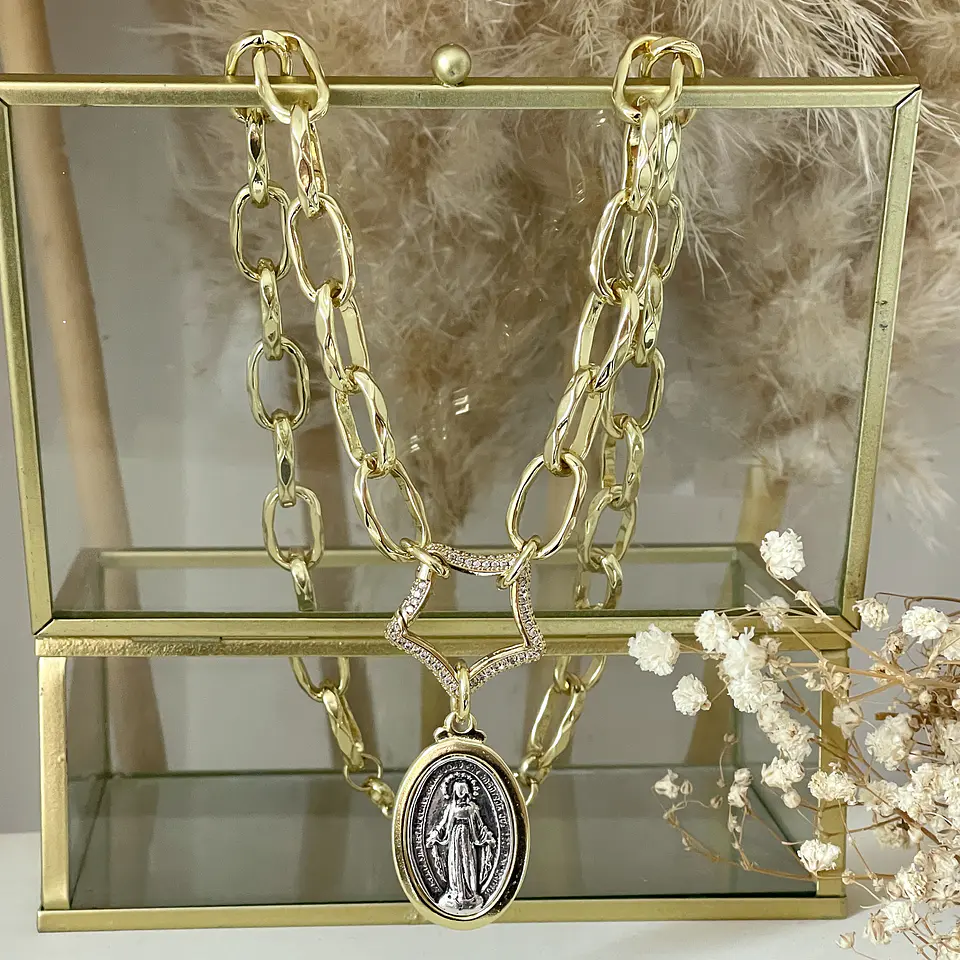 Collar Medalla Virgen de los Rayos Estrella circones gold 7