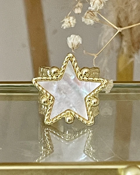 Anillo Estrella Nácar Martillado Gold