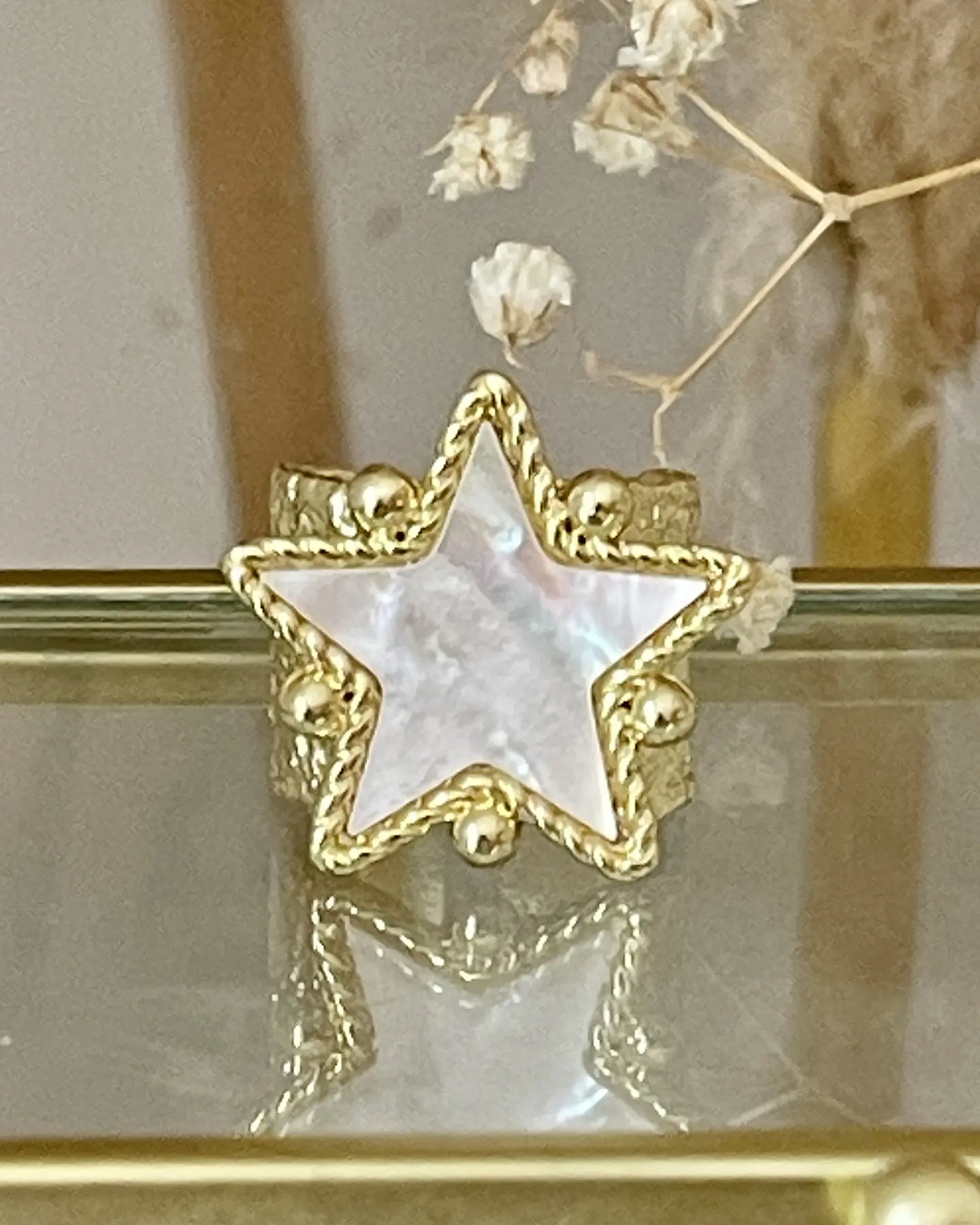 Anillo Estrella Nácar Martillado Gold 1