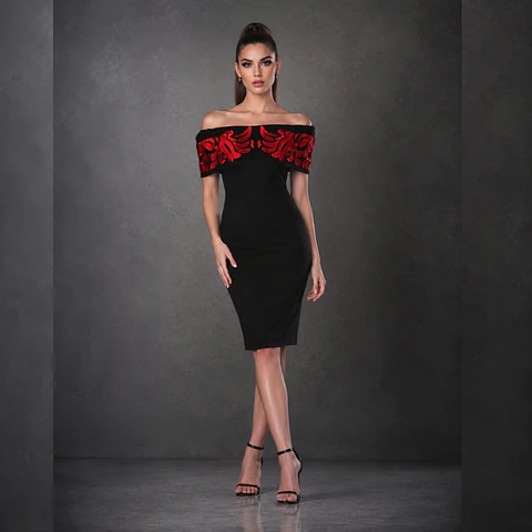 Vestido de Lino escote ojal con bordado artesanal en escote