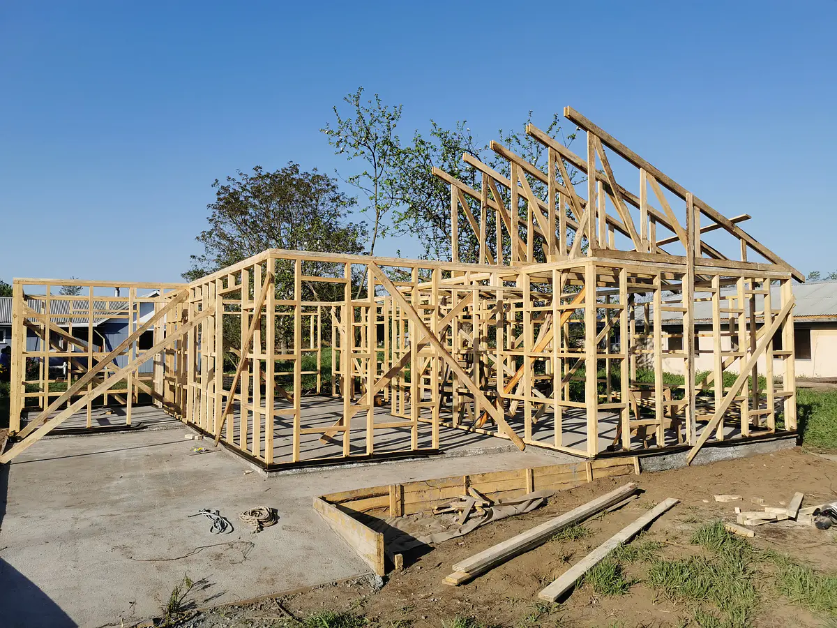 Construcción y ampliaciones
