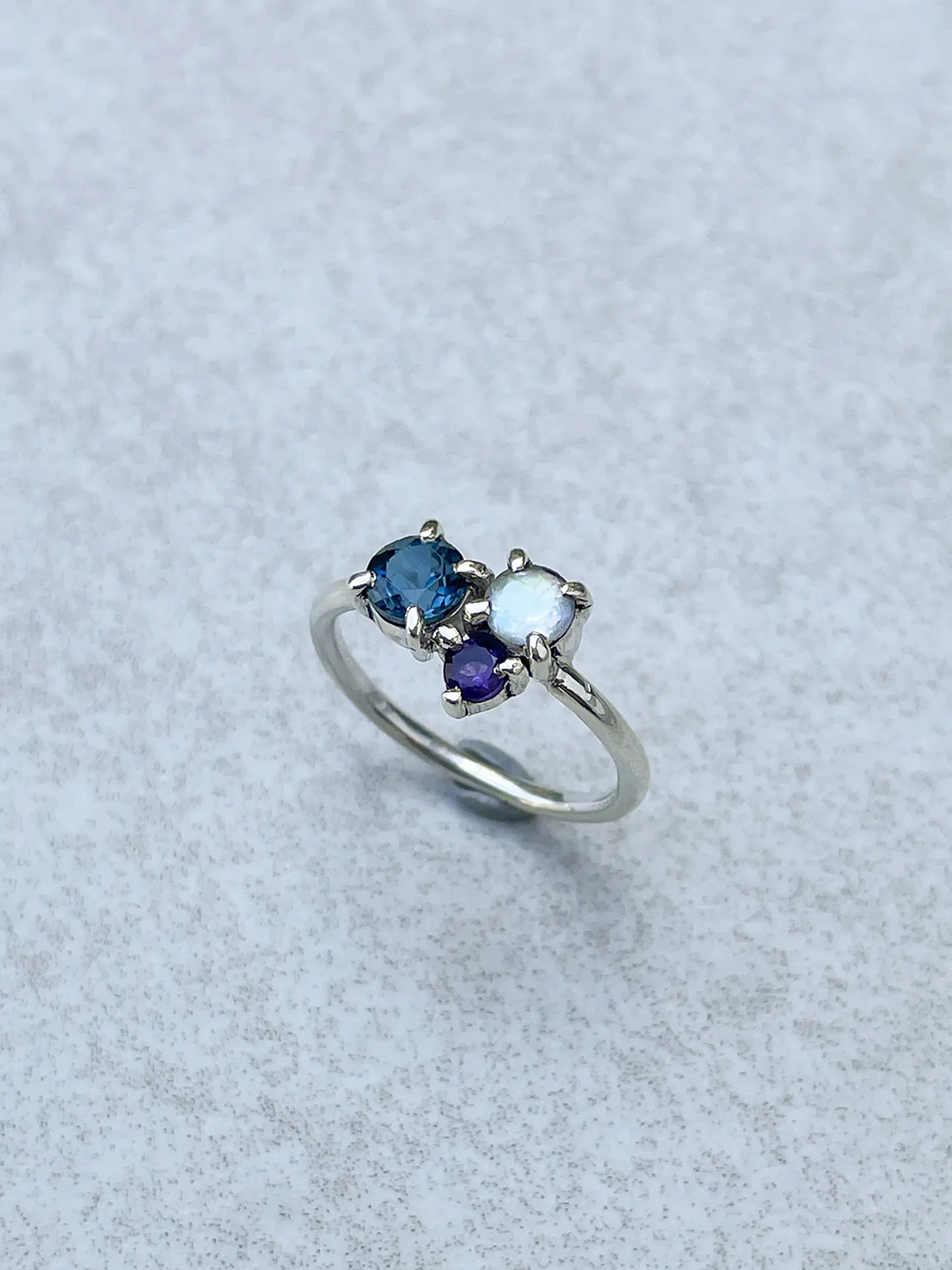 Anillo Julius 4