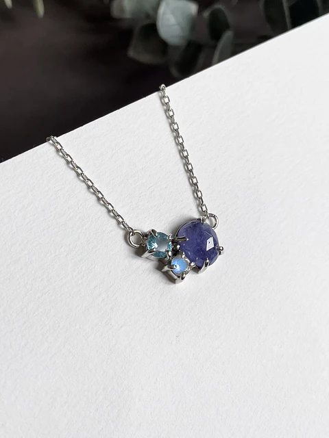 Pierre Necklace
