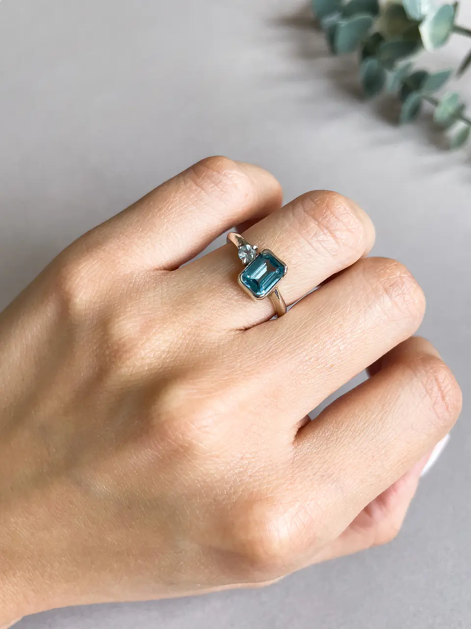 Anillo Neutra 6