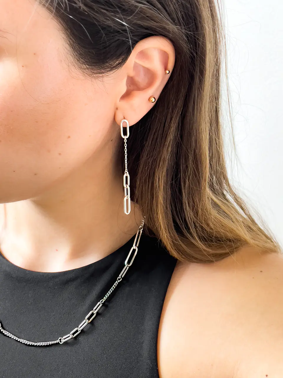 Bill Earrings 2