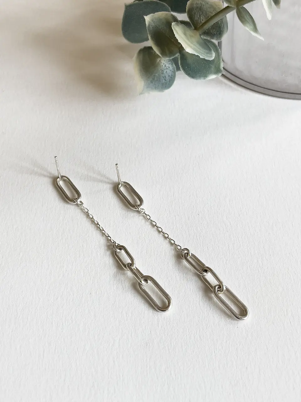 Bill Earrings 1
