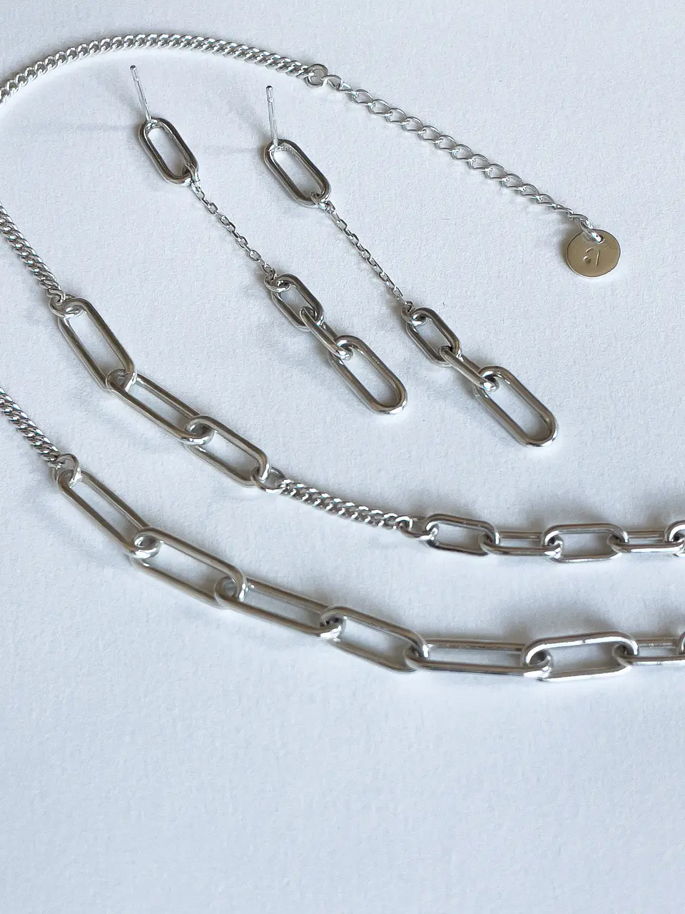 Maillart Necklace + Bill Earrings 1