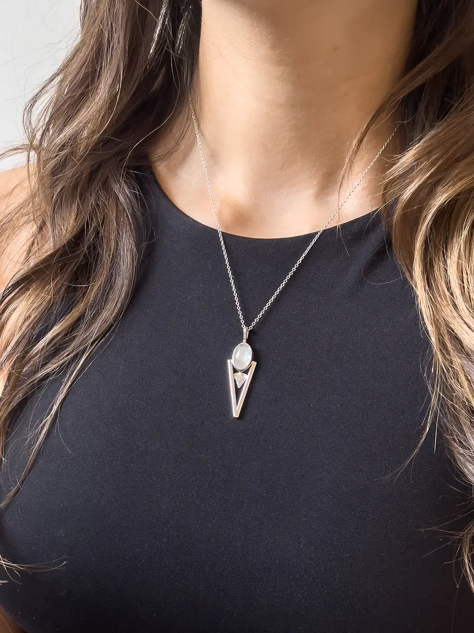 Bauh Necklace Oval (stone of your choice) 2