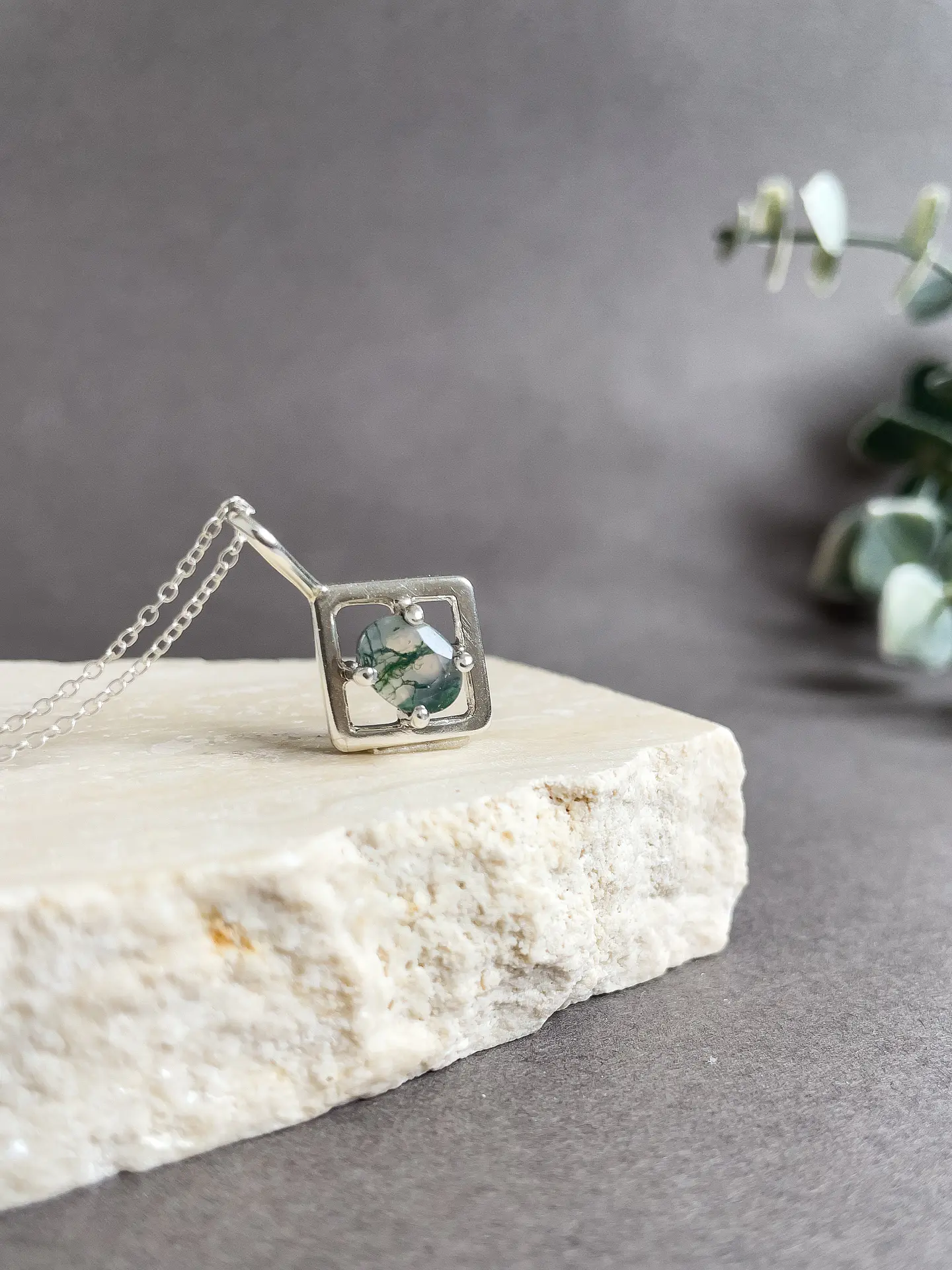 Harpa Necklace 3