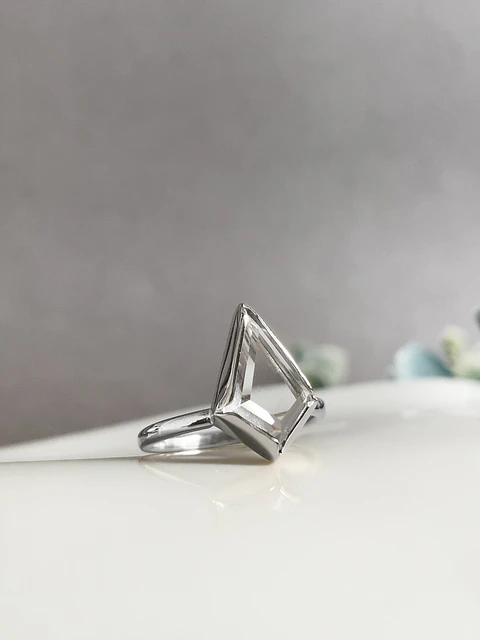 Anillo Isadore