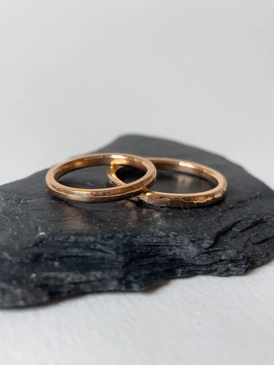 Anello inglese martellato OG 2