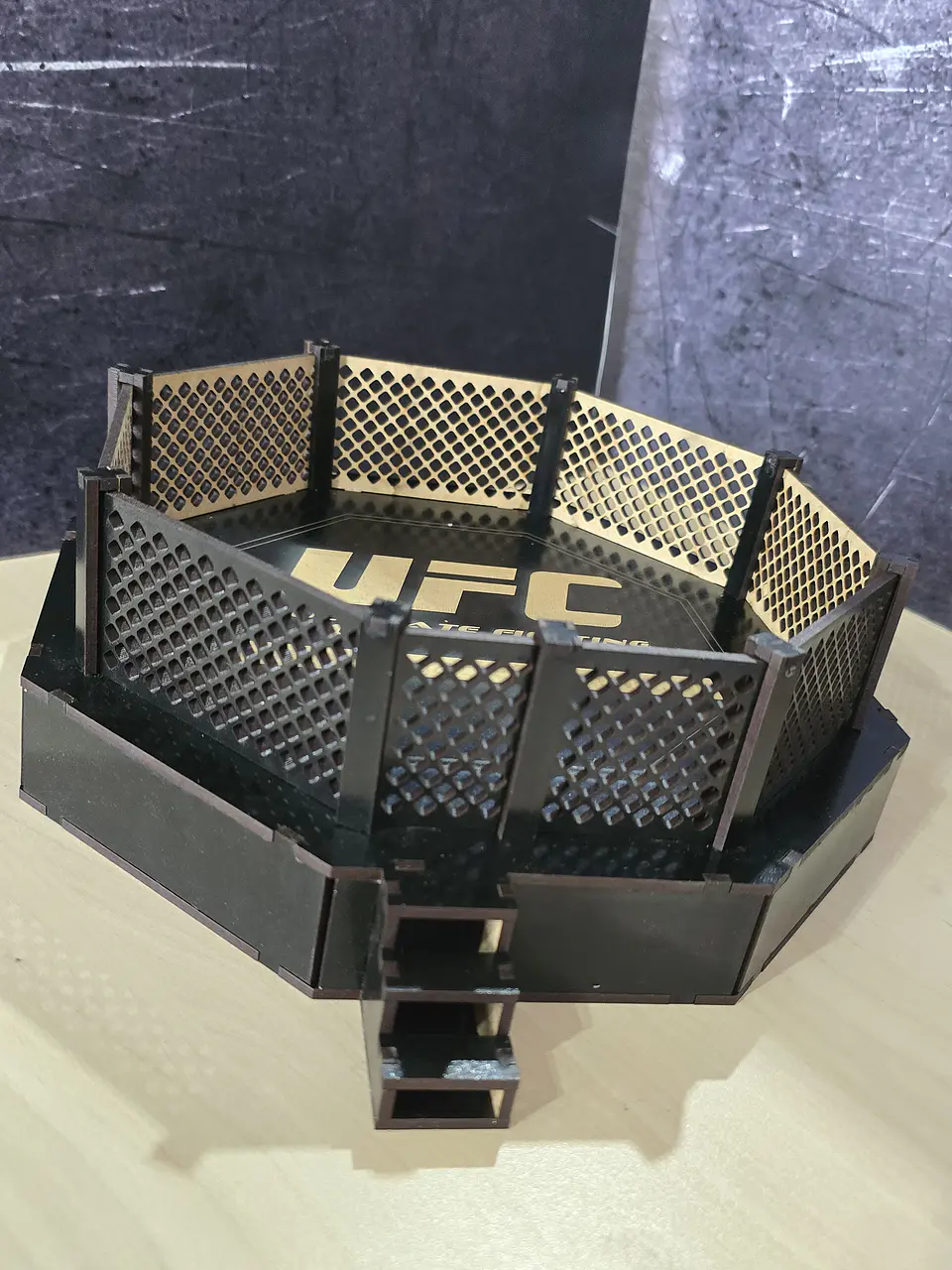 Octágono UFC 3mm | Vector 4