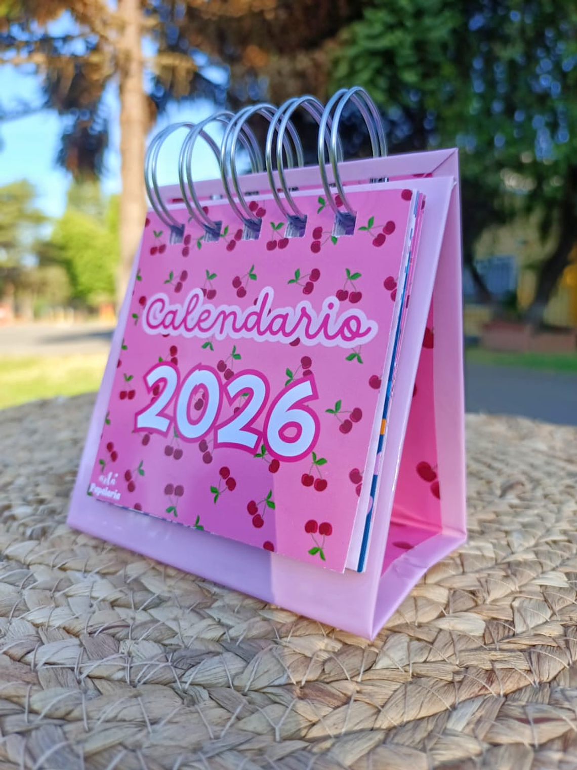 calendario de escritorio rosa 1