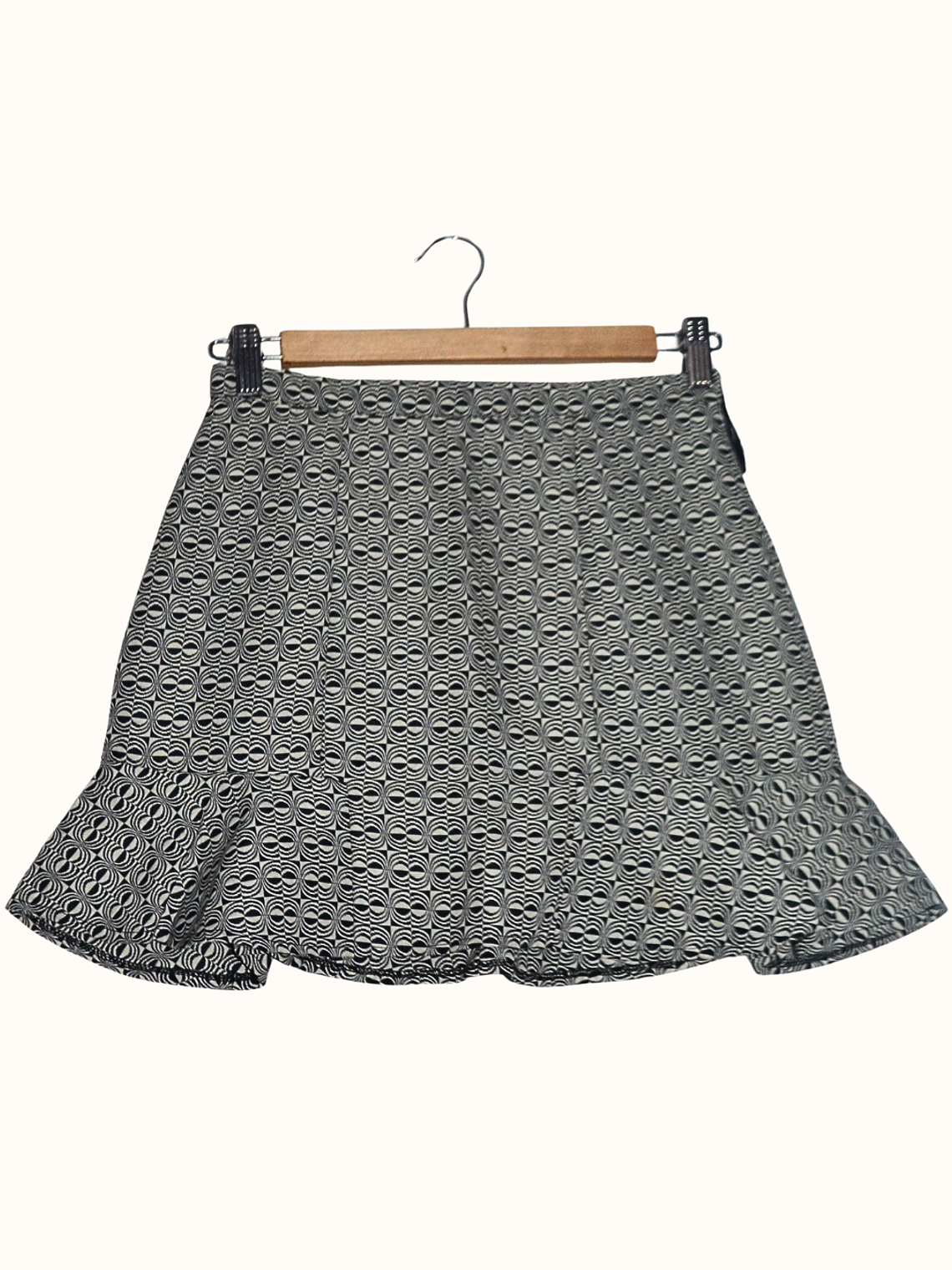 Falda Vuelos Black & White  1