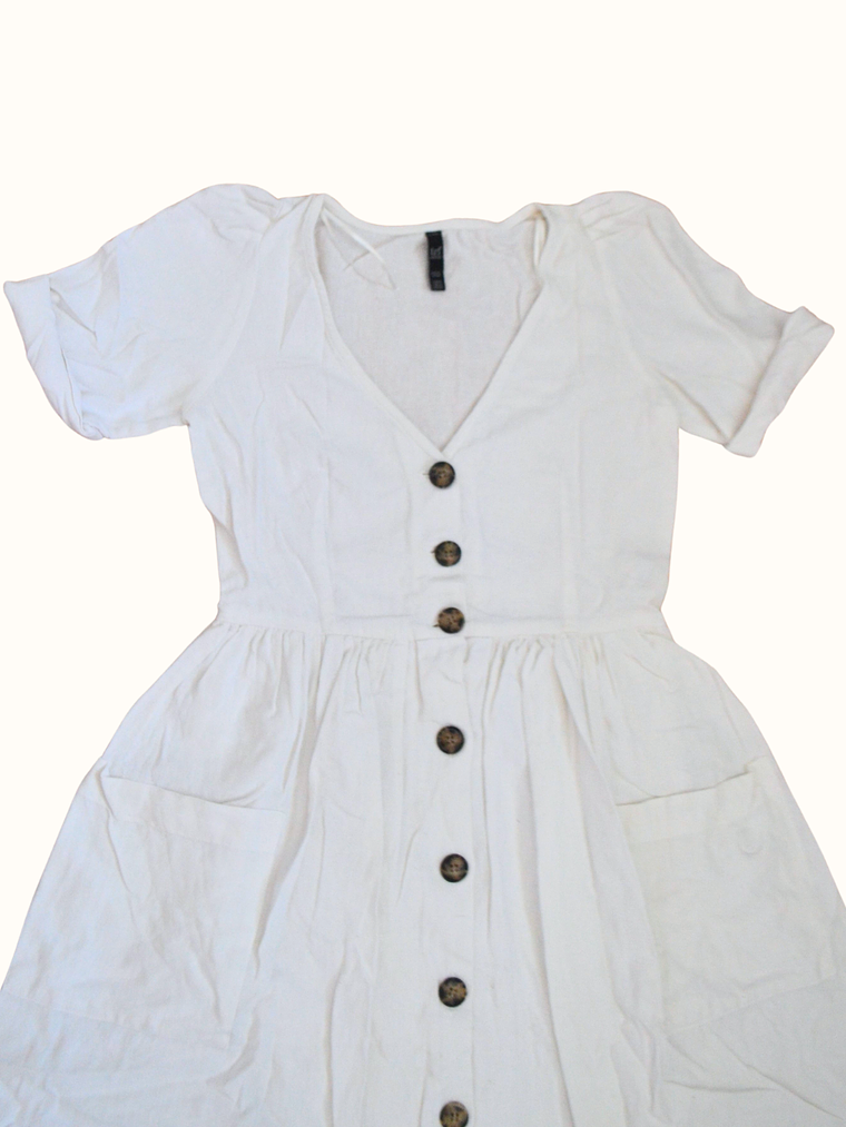 Vestido Blanco de Lino Marca Zara 3