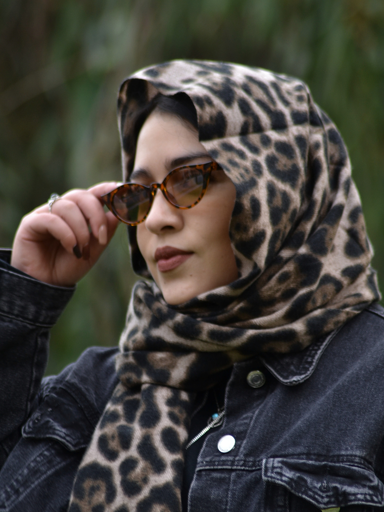 Bufanda Cashmere Animal Print Cafe Frío  1