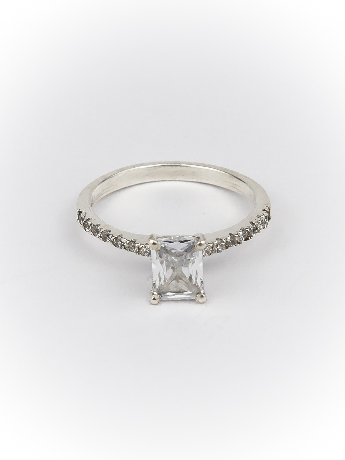 Anillo Princesa Topacio Blanco Cuadrado   2