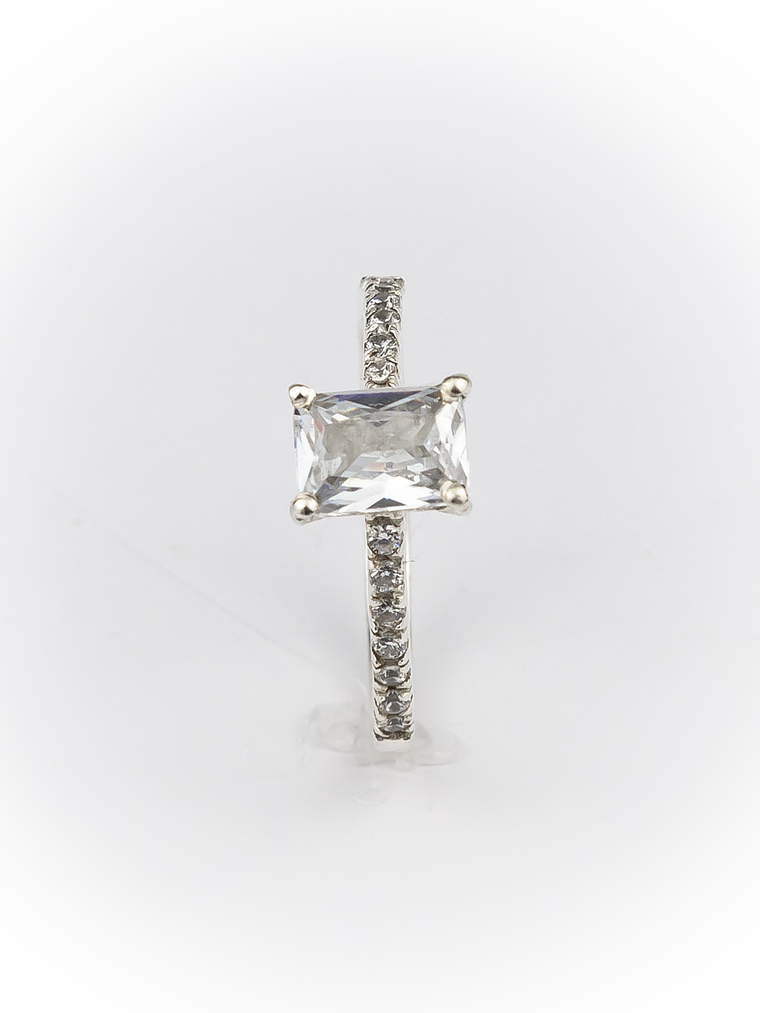 Anillo Princesa Topacio Blanco Cuadrado   3