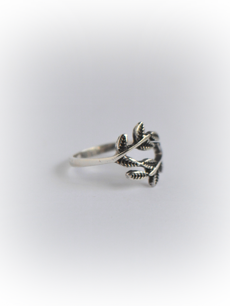 Anillo Hojas 3