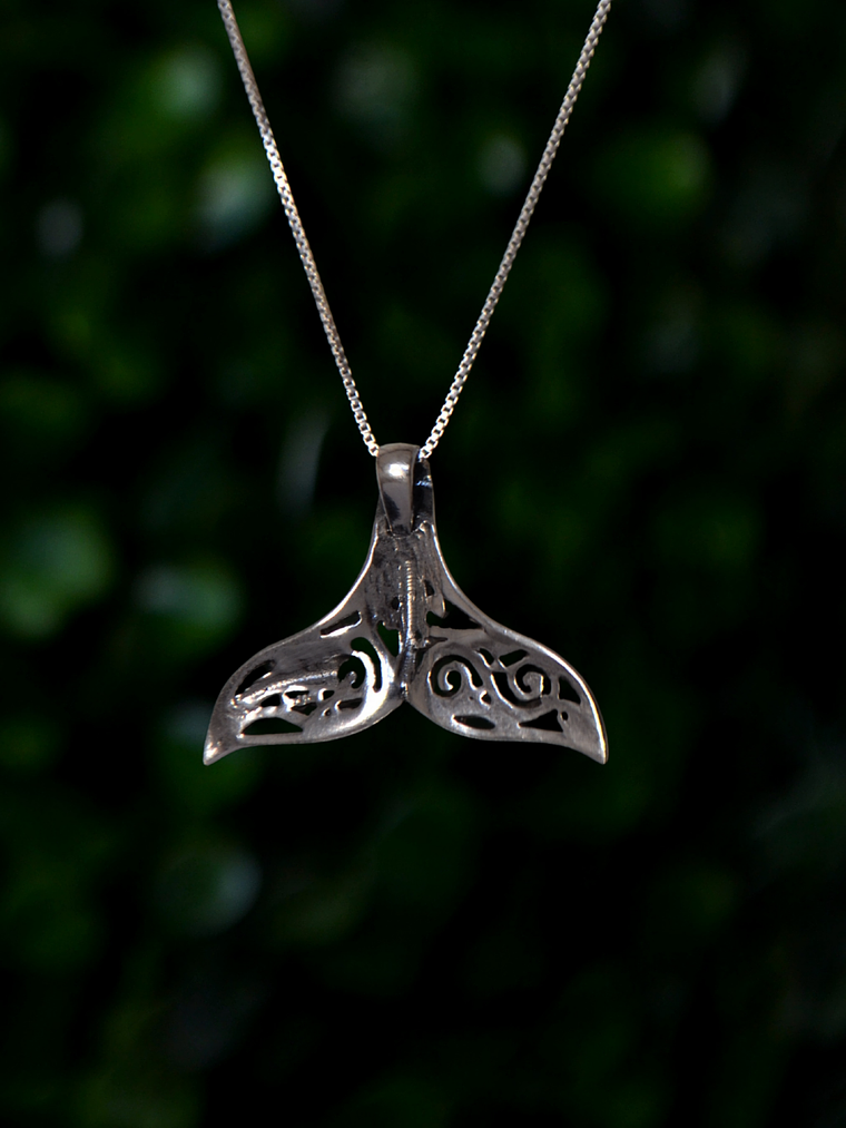 Colgante Cola de Ballena Tribal 4