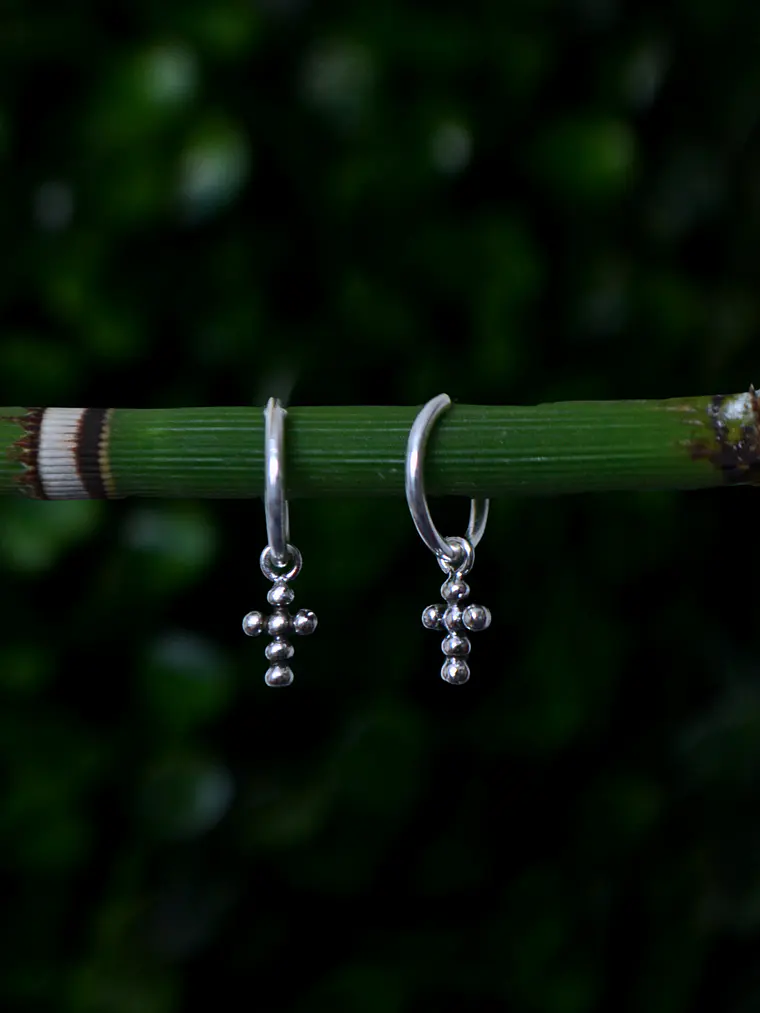 Argollas 12mm Cruz Esferas 1