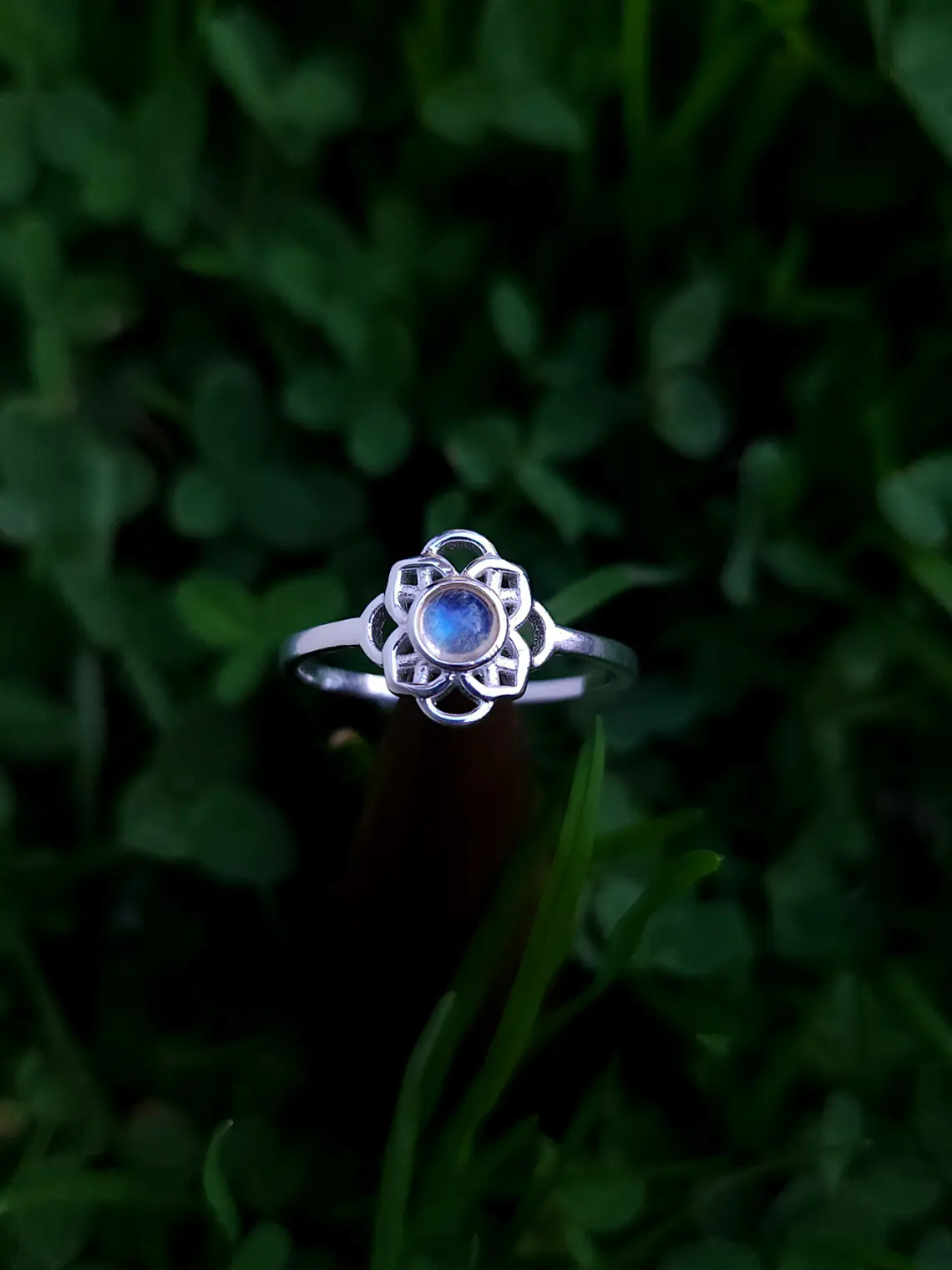 Anillo Flor Mandala Piedra Luna 1