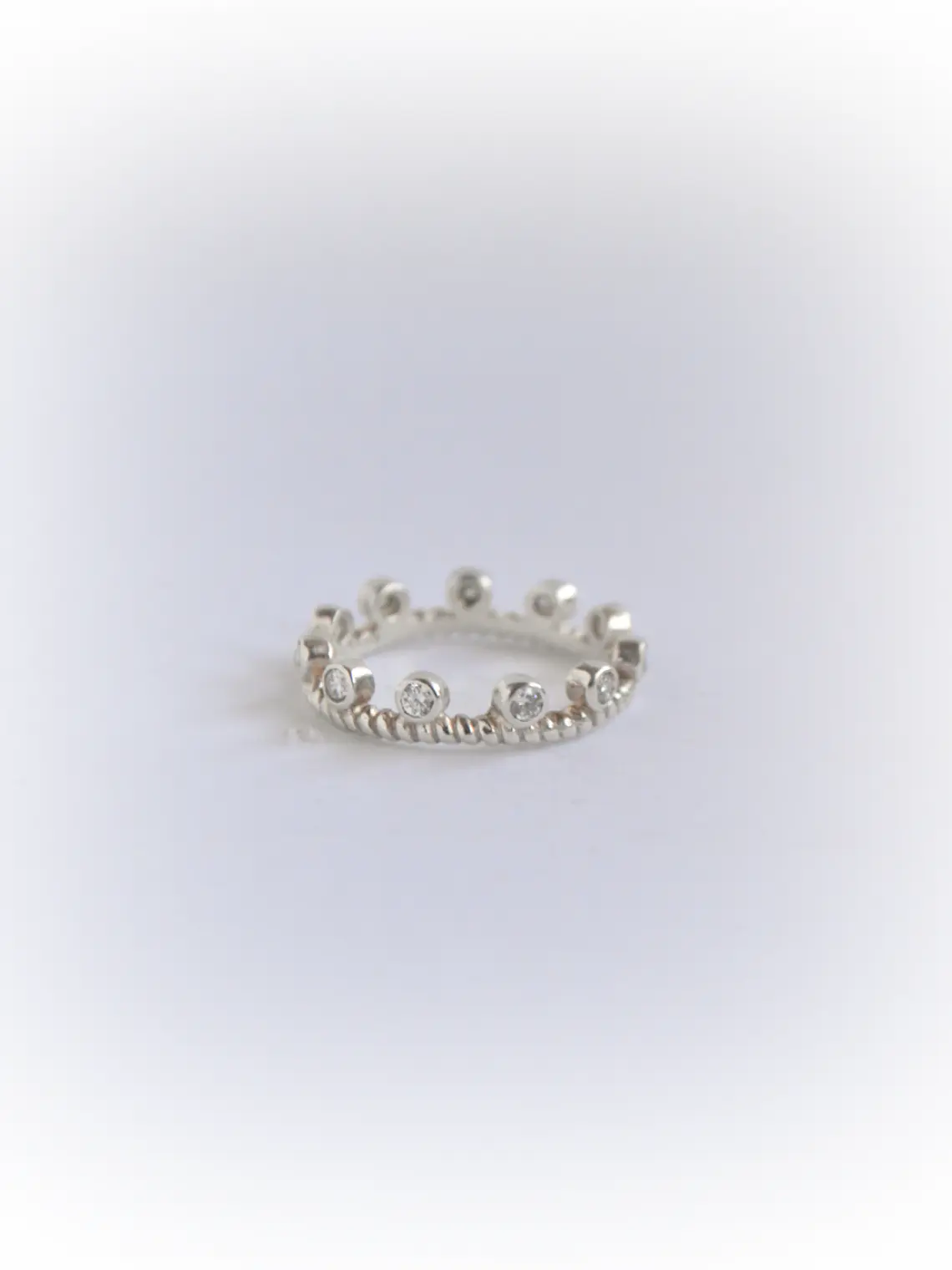 Anillo Espiral Corona Topacio Blanco 2