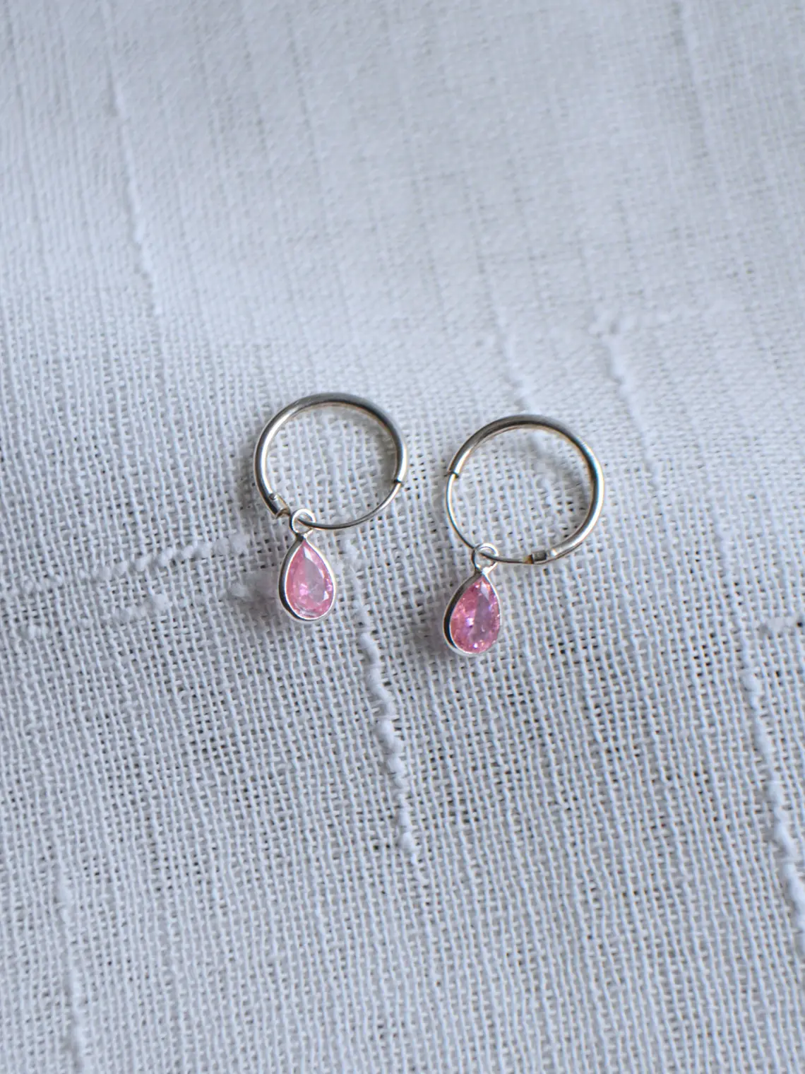 Argollas Gota Circón Rosa 2