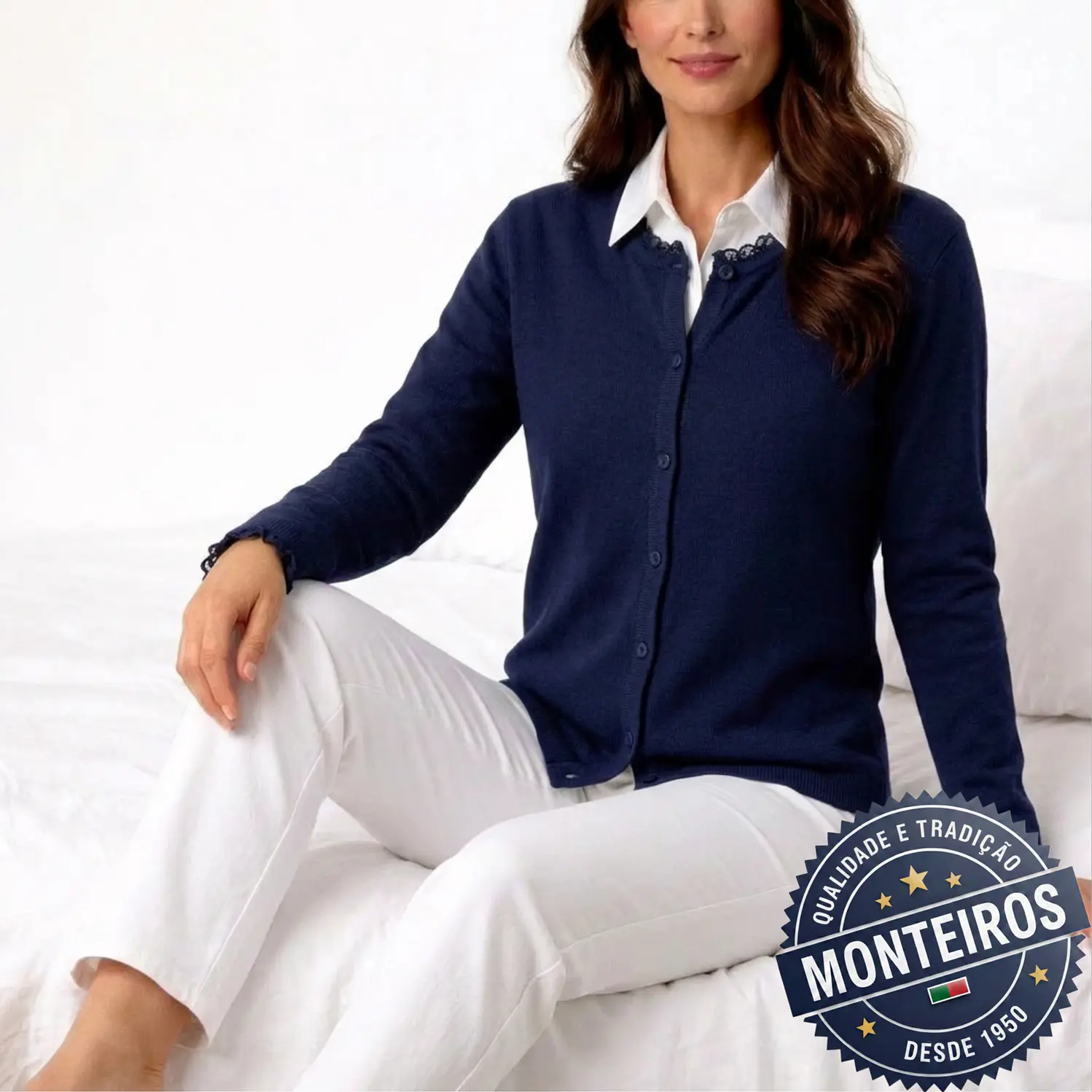 Casaco senhora com renda gola e punhos 14