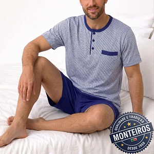 Pijama homem fantasia meia manga e calção