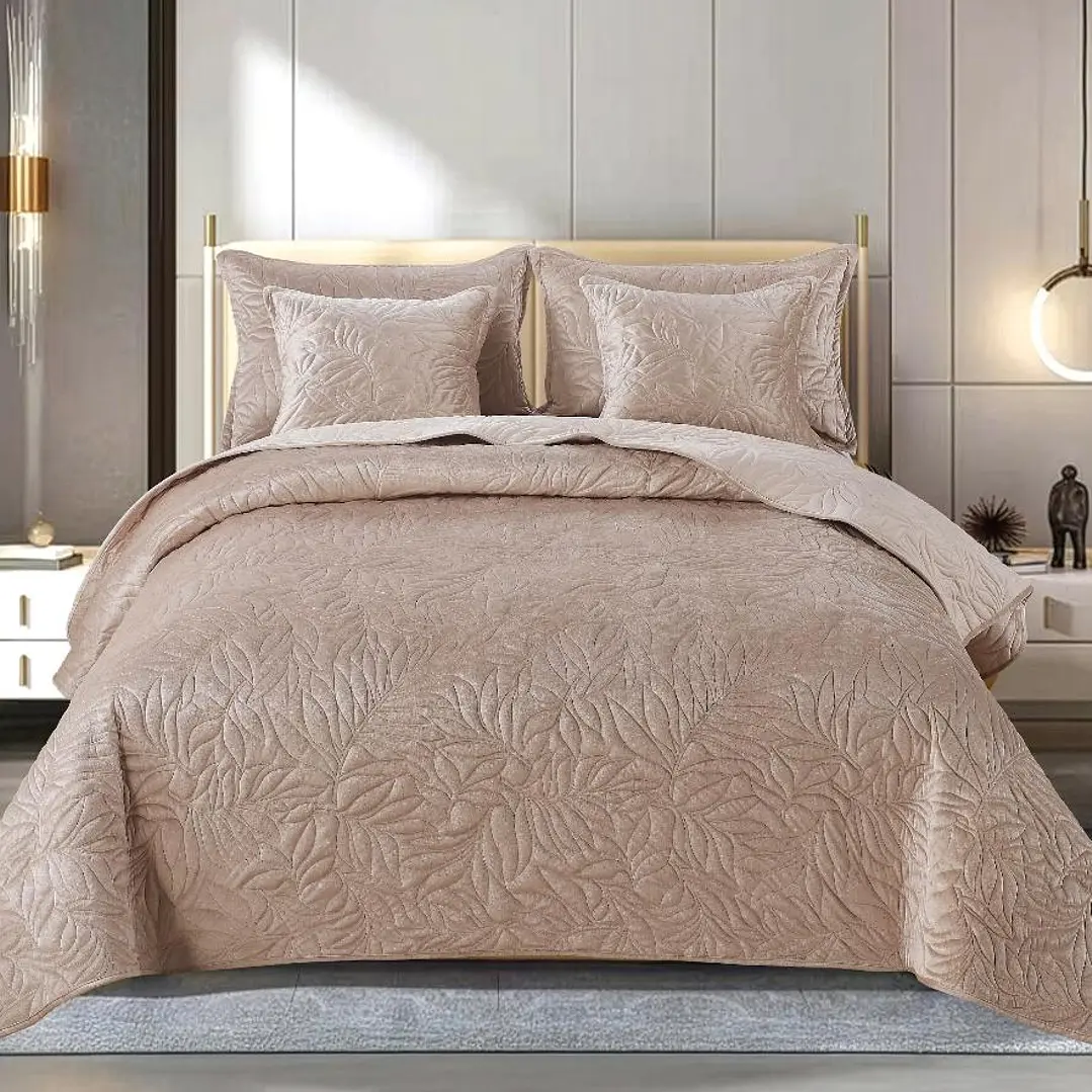 COLCHA BORDADO SUPERIOR  1