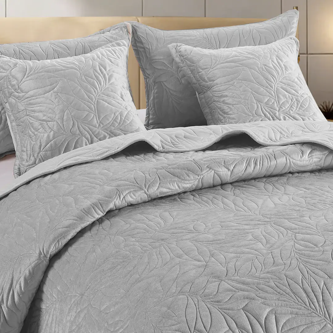 COLCHA BORDADO SUPERIOR  5