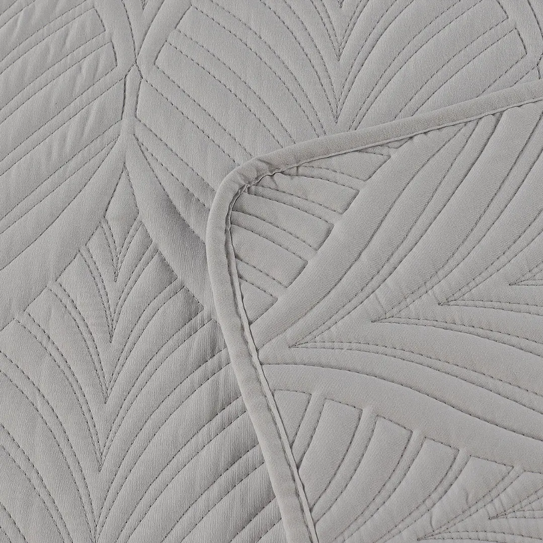 COLCHA BORDADO SUPERIOR  14