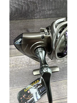 Carrete Pioneer Magma 5000