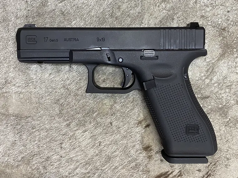 UMAREX Glock 17 Gen5 GBB AIRSOFT 1
