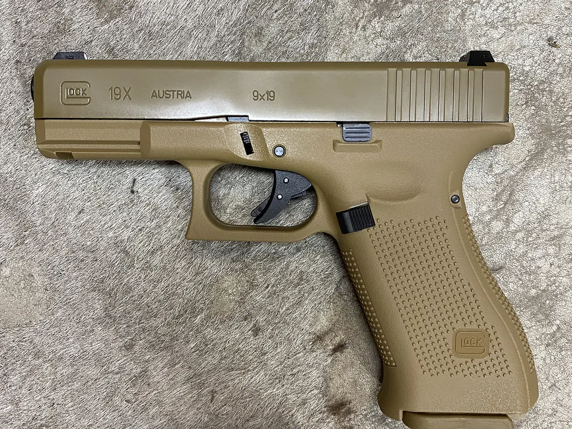 UMAREX Glock 19X GGB AIRSOFT 1